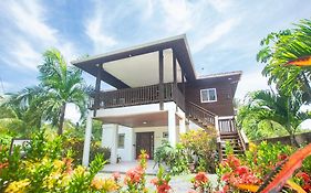 Wescot Villas Comfort เวสต์เอนด์ Exterior photo