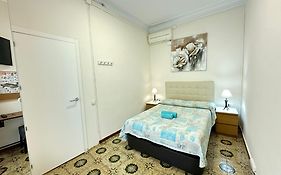 Apartamiento Diputacion Bed & Breakfast บาร์เซโลนา Exterior photo