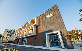 Wud Hotel ลูบลิยานา Exterior photo