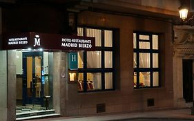 Hotel Madrid Bierzo ปอนเฟร์ราดา Exterior photo