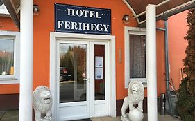 Hotel Ferihegy เวคชีส์ Exterior photo