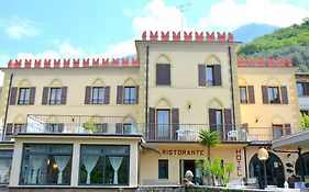 Hotel E Ristorante Cassone มัลเชซิเน Exterior photo