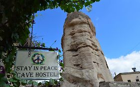 Stay In Peace Cave Hostel เกอเรเม Exterior photo