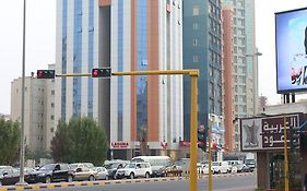 โรงแรมลากูนา สวีท Kuwait City Exterior photo