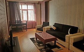 Apartment On Mirqasimov St.29 บากู Exterior photo