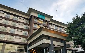 โรงแรมโดเอรา Cebu Exterior photo