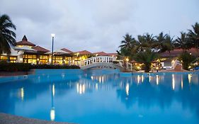 La Palm Royal Beach Hotel อักกรา Exterior photo
