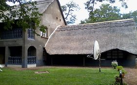 Mopani Lodge วิกตอเรียฟอลส์ Exterior photo