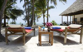 Panga Chumvi Beach Resort มาเทมวu Exterior photo