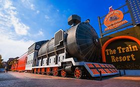 The Train Resort หาดจอมเทียน Exterior photo