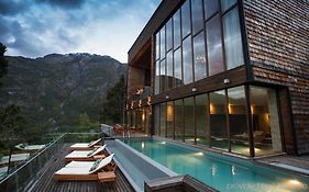 Uman Lodge Patagonia Chile ฟูตาเลวฟู Exterior photo