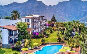 Posada Del Tepozteco - Hotel & Gallery เตโปซตลัน Exterior photo