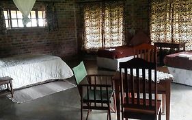 Southern Comfort Lodge บูลาวาโย Exterior photo