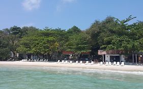 เดอะ ซี เสม็ด บีช รีสอร์ต  Hotel Koh Samet Exterior photo