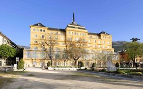 เอ็กเซ บิกตอเรีย พาเลซ Hotel San Lorenzo de El Escorial Exterior photo