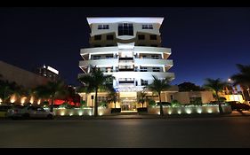 Afrin Prestige Hotel มาปูโต Exterior photo