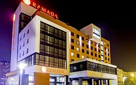 รามาดา บาย วินด์แฮม โอราดา Hotel ออราแด Exterior photo