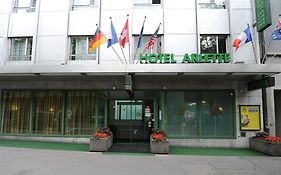 Hotel Arlette Beim Hauptbahnhof ซูริก Exterior photo