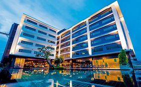 โรงแรมดารา  Phuket Exterior photo