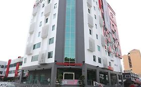 โฮเต็ล ปิ อิโปห์ Hotel Exterior photo