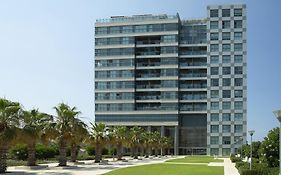 อพาร์ตโฮเทล โอเคียนอส บามารีนา Aparthotel Herzliya Exterior photo