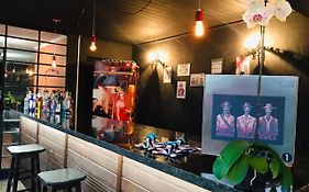 Hostel Bar Don Ramon โบรตัส Exterior photo