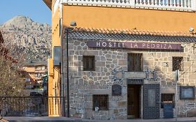 Hostel La Pedriza มานซานาเรซ เอล เรอัล Exterior photo