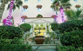 Amra Palace International Hotel วาดี มูซา Exterior photo