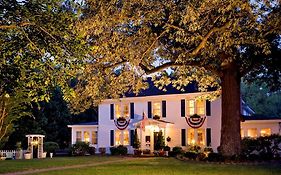 A Williamsburg White House Inn Exterior photo