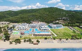 Korumar Ephesus Beach & Spa Resort คูซาดาซี Exterior photo