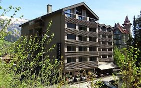 Hotel Des Alpes ฟลิมส์ Exterior photo