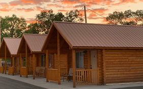 Countryside Cabins Motel แพงกวิทช์ Exterior photo