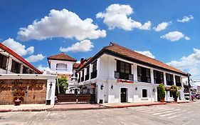 Vigan Plaza Hotel Exterior photo