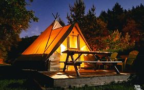 Camping Le Canada-Insolite ชินี Exterior photo