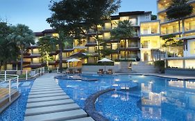 ชนาลัย ฟลอรา รีสอร์ท หาดกะตะ  Hotel Exterior photo