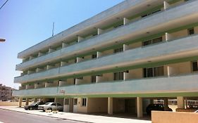 Tsokkos 7 Aparthotel ลาร์นาคา Exterior photo