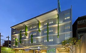 โรงแรมวิซ มาลิโอโบโร ย้อกยาการ์ต้า ยอกยาการ์ตา Exterior photo