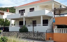 Holiday Home Sego สลาทิเน Exterior photo