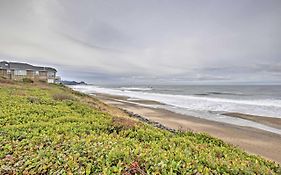 Lincoln City Condo Pool Access, Walk To Beach! Exterior photo