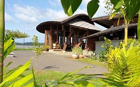 Houttuyn Wellness River Resort ปารามารีโบ Exterior photo
