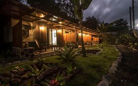 Tirimbina Rainforest Lodge ซาราปิกี Exterior photo