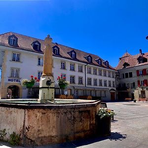 Swiss Hotel La Couronne อาวองช์ Exterior photo