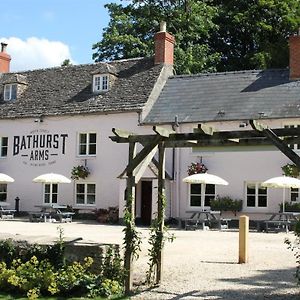 The Bathurst Arms ไซเร็นเซสเตอร์ Exterior photo