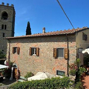 La Magione Dei Todaro Villa บอร์โก อา บุจจาโน Exterior photo