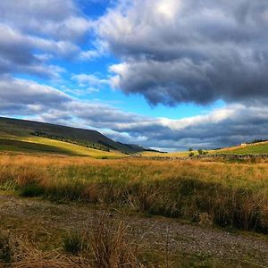 The Garsdale Bed & Breakfast - Goats And Oats At Garsdale Bed & Breakfast ฮอว์ส Exterior photo