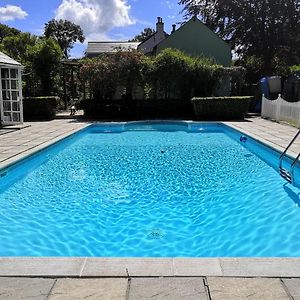 Captivating Isolde Cottage With Pool Near St Ives แคมบอร์น Exterior photo