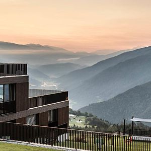 Aparthotel Panorama Living Dolomites มารันซา Exterior photo