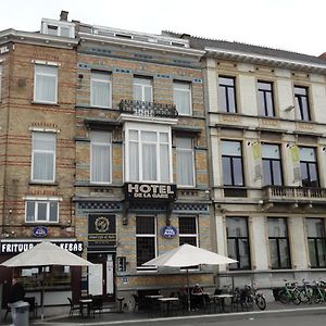 Hotel De La Gare อาลสท์ Exterior photo