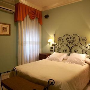 Hotel Juanito ลา โรดา Room photo