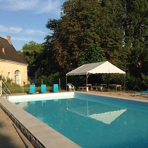 Chateau De Rys Bed & Breakfast Bossay-sur-Claise Exterior photo